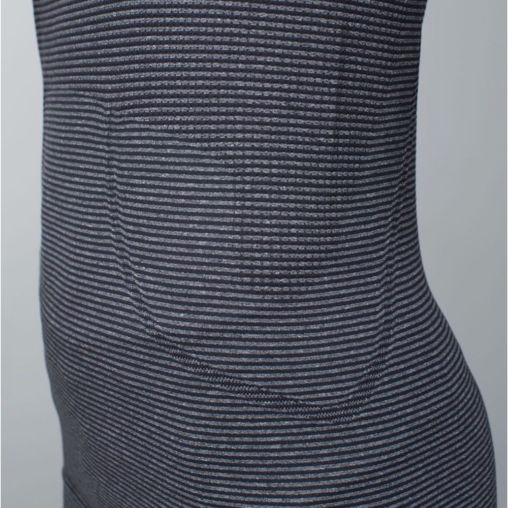 Lululemon Swiftly Tech Racerback - Picture 7 of 11